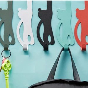 Gancho para colgar en puerta soporta 10 kg figura